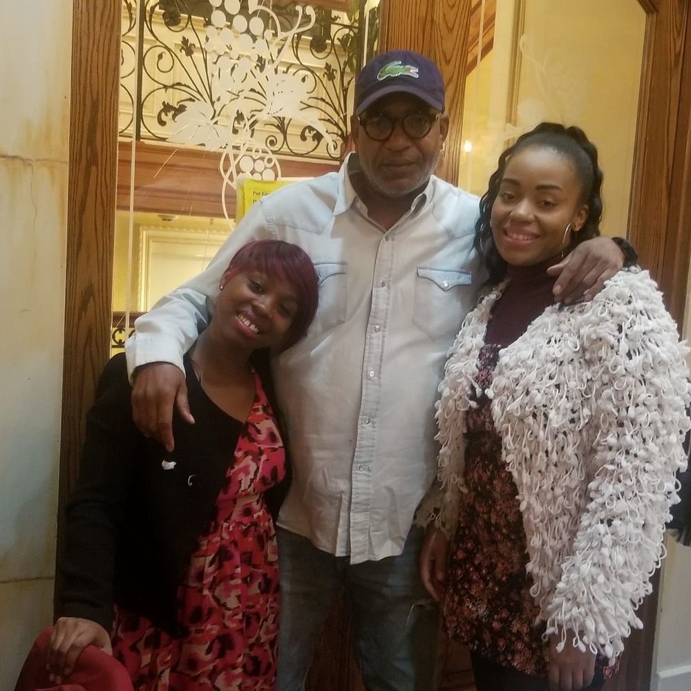 Meet your Posher, Ira